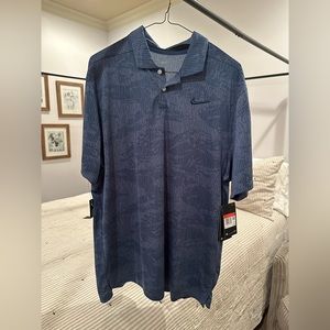 Nike men’s golf shirt, size L